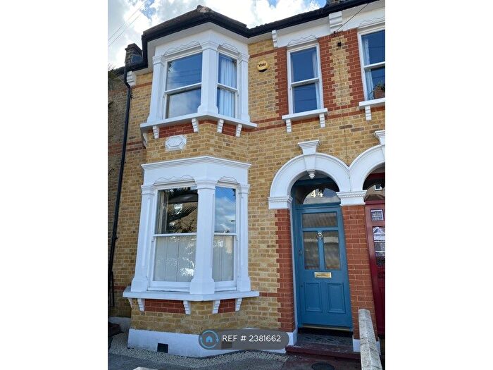 3 Bedroom Terraced House To Rent In Blagdon Road, London, SE13