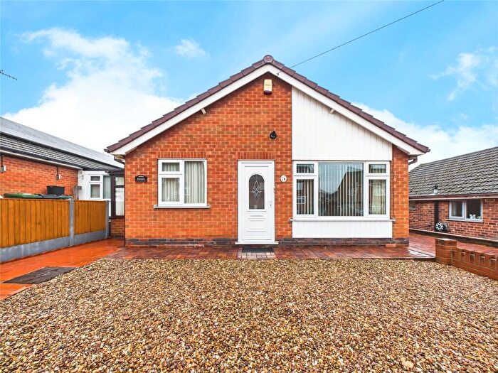 2 Bedroom Bungalow For Sale In Hillside, Langley Mill, Nottingham, Derbyshire, NG16
