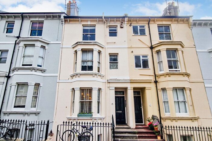 1 Bedroom Flat For Sale In Lansdowne Street, Hove, BN3
