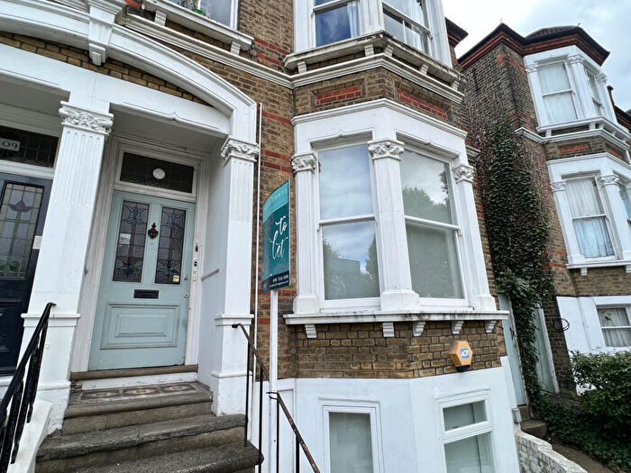 1 Bedroom Apartment To Rent In Jerningham Road, London, SE14