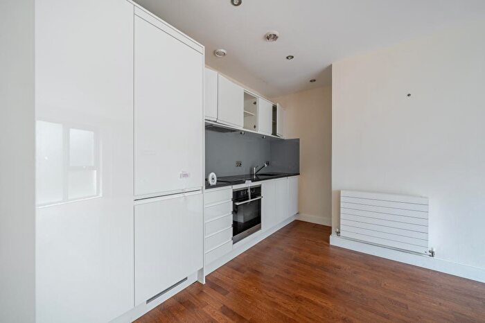 1 Bedroom Flat For Sale In Huxley House, South End Green, NW3