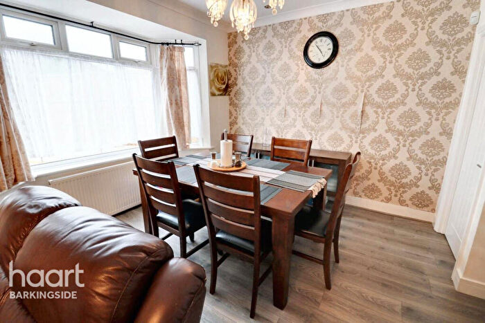 5 Bedroom Bungalow For Sale In Emsworth Road, Barkingside, IG6