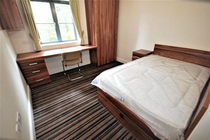 6 Bedroom Flat To Rent In Station House, Old Warwick Road, Leamington Spa, CV31