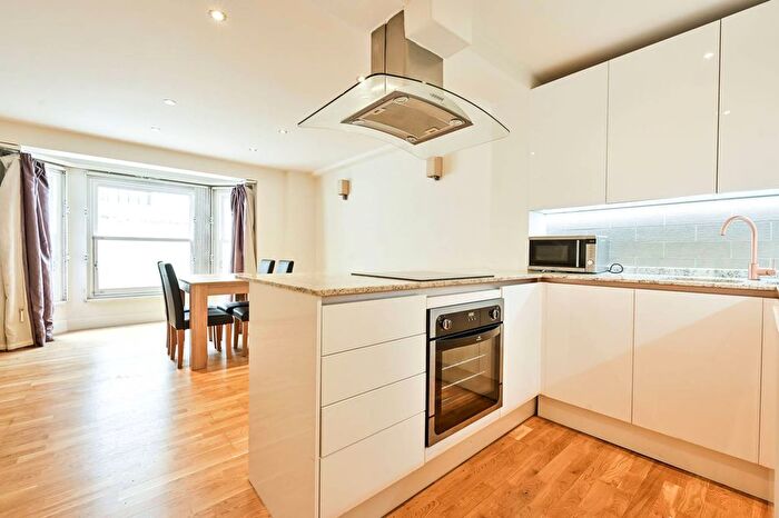 1 Bedroom Flat To Rent In Cromwell Road, Earls Court, London, SW5