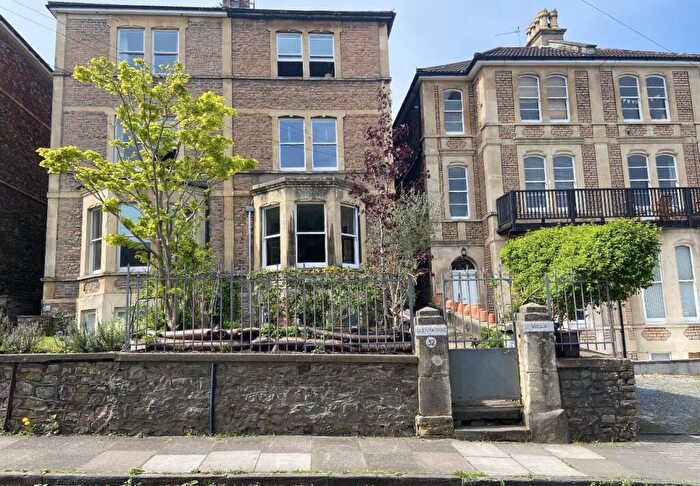 4 Bedroom Property To Rent In Clifton Park Road, Clifton, BS8