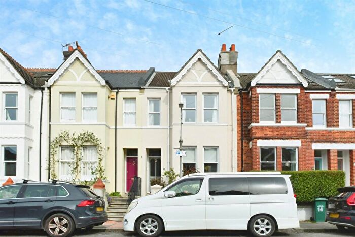 3 Bedroom Terraced House For Sale In Bates Road, Brighton, BN1