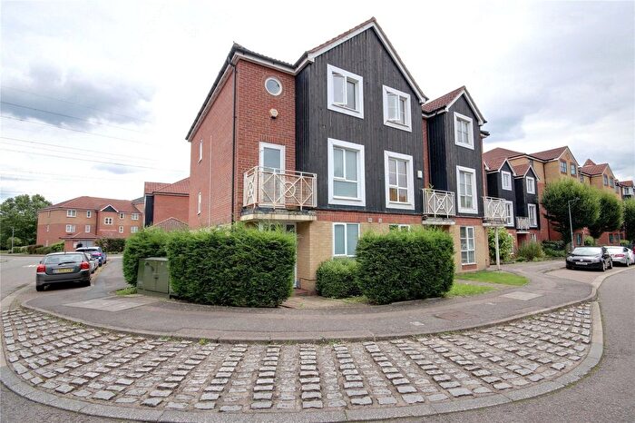 4 Bedroom End Terrace House To Rent In George Lovell Drive, Enfield, EN3