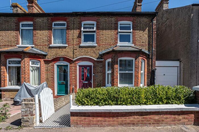 2 Bedroom Semi-Detached House For Sale In Victoria Avenue, Westgate-on-Sea, Kent, CT8