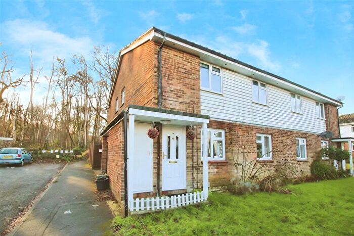 2 Bedroom Maisonette To Rent In Madingley, Bracknell, Berkshire, RG12