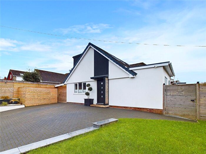 5 Bedroom Bungalow For Sale In Merrymeet, Whitestone, Exeter, Devon, EX4