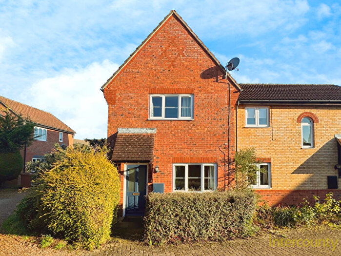 2 Bedroom Semi Detached House To Rent In The Thatchers, St Michaels Mead, Bishops Stortford, Herts, CM23