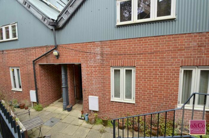2 Bedroom Flat To Rent In Tudor Hall, Norwich, NR1