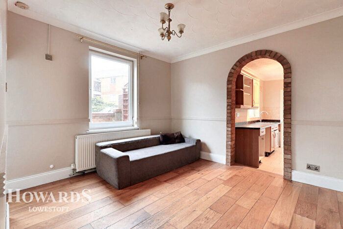 3 Bedroom End Of Terrace House For Sale In Seago Street, Lowestoft, NR32