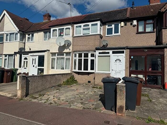 3 Bedroom Terraced House To Rent In School Road, Dagenham, RM10