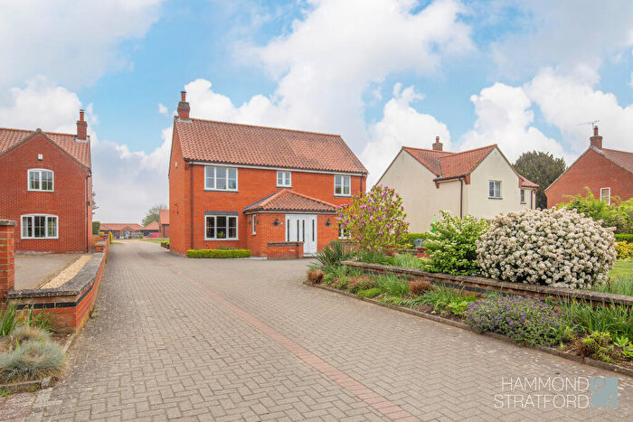 6 Bedroom Detached House For Sale In The Street, North Lopham, IP22