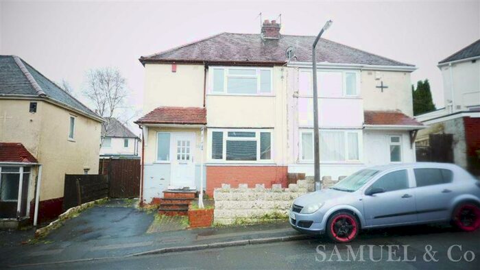 3 Bedroom Semi-Detached House To Rent In Tunnel Road, West Bromwich, B70