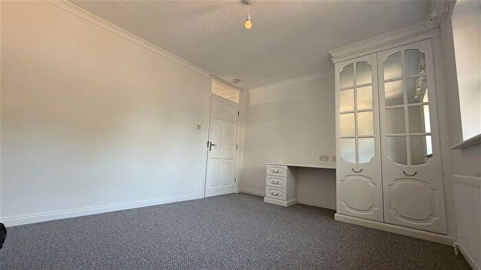1 Bedroom Flat For Sale In Old Mill Close, Eynsford, Dartford, Kent, DA4