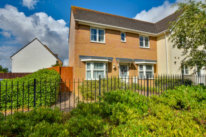 2 Bedroom End Of Terrace House To Rent In Walnut Walk, Dunmow, CM6