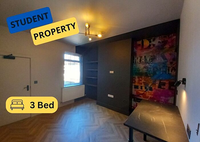 3 Bedroom Terraced House To Rent In Newlands Street, Stoke-On-Trent, ST4