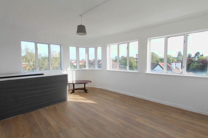 4 Bedroom Flat To Rent In Ruislip Road, Greenford, UB6