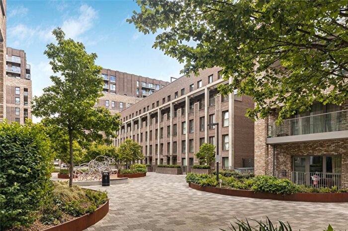 2 Bedroom Flat For Sale In Cantwell House, - Shipbuilding Way, London, E13