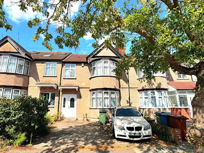 3 Bedroom Terraced House For Sale In Rowland Avenue, Harrow, HA3