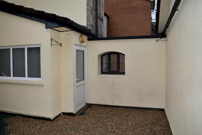 3 Bedroom Flat To Rent In High Street, Worle, Weston-Super-Mare, BS22