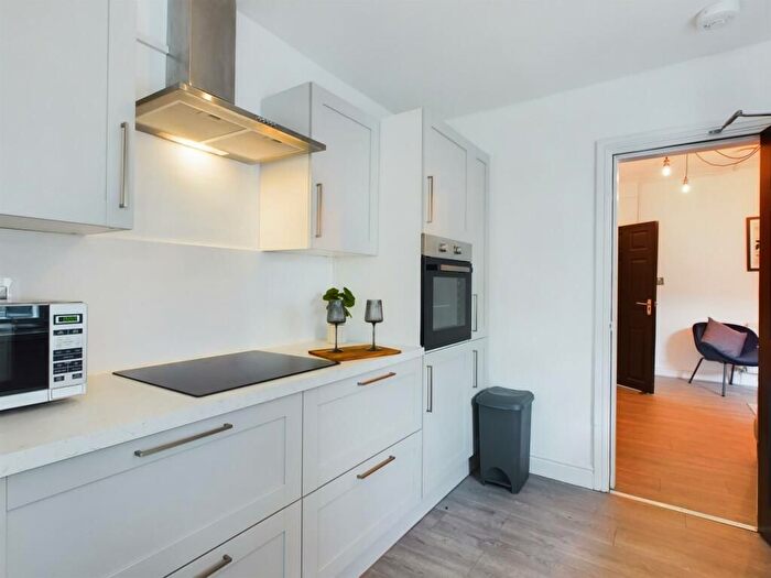 4 Bedroom Flat To Rent In Edinburgh Road, Liverpool, L7