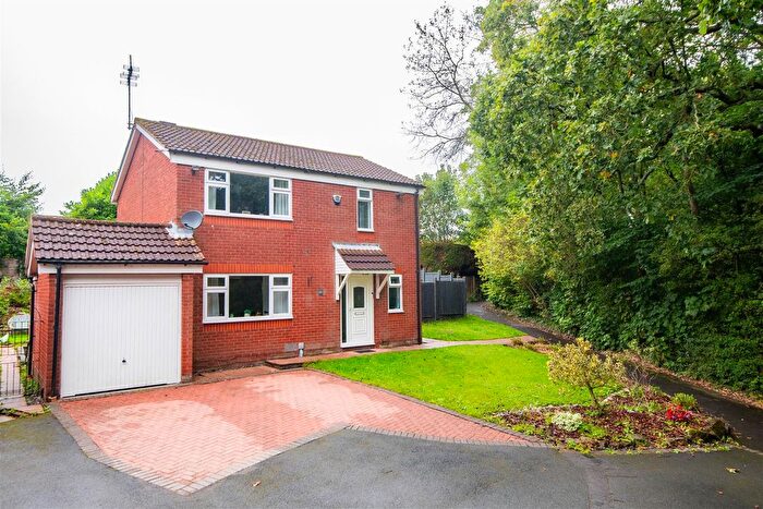 4 Bedroom Detached House For Sale In The Farthings, Chorley, PR7