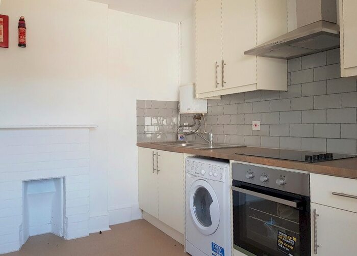 Studio To Rent In Udney Park Road, Teddington, TW11