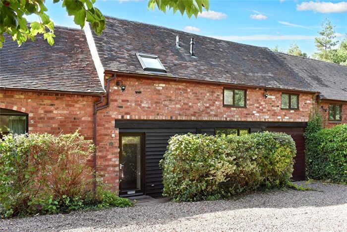 3 Bedroom Barn Conversion To Rent In Parsons Lane, Hartlebury, Kidderminster, Worcestershire, DY11