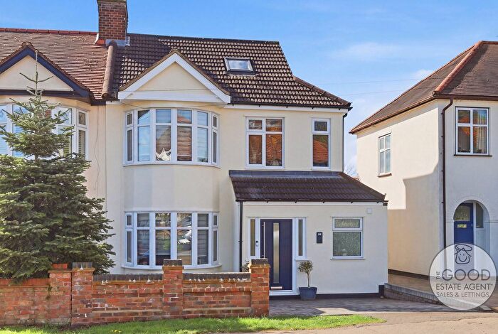 4 Bedroom Semi-Detached House For Sale In Englands Lane, Loughton, IG10