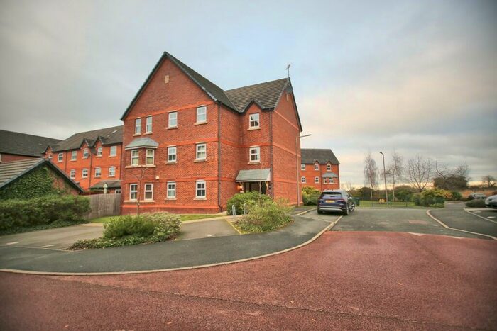 2 Bedroom Apartment To Rent In Collingwood Close, Hazel Grove, SK7