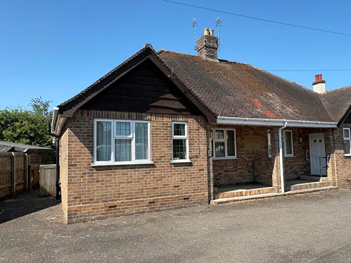 2 Bedroom Semi-Detached Bungalow For Sale In West Parade, Spalding, PE11