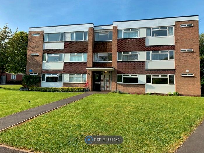 2 Bedroom Flat To Rent In Masons Way, Solihull, B92