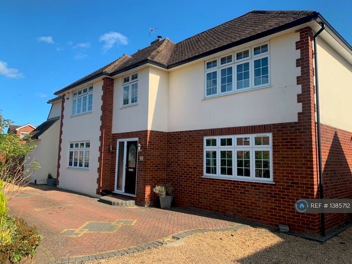 1 Bedroom Flat To Rent In St Micheals Avenue, Hemel Hempstead, HP3