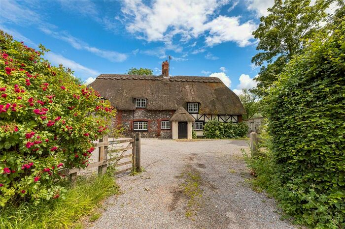 4 Bedroom Detached House For Sale In Lower Woodford, Salisbury, SP4