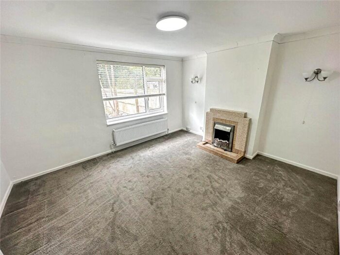 3 Bedroom Semi-Detached House To Rent In Perrycroft, Windsor, Berkshire, SL4