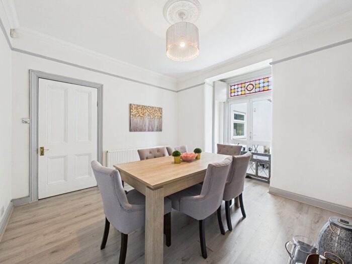 4 Bedroom Semi-detached House For Sale In Stanwell Road, Ashford, Surrey, TW15