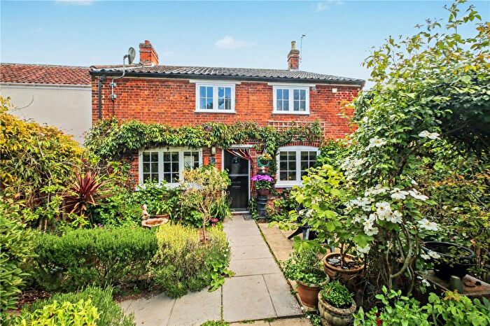 3 Bedroom Semi-Detached House For Sale In High Street, Loddon, Norwich, Norfolk, NR14