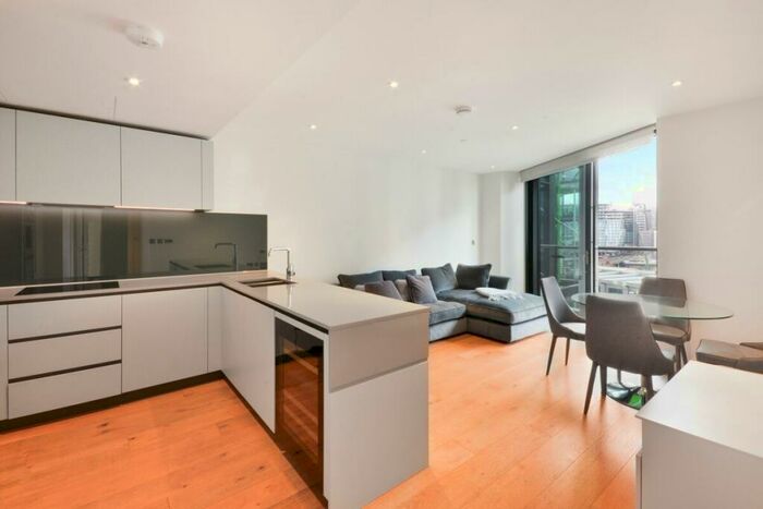 2 Bedroom Apartment To Rent In Riverlight Quay London, SW11