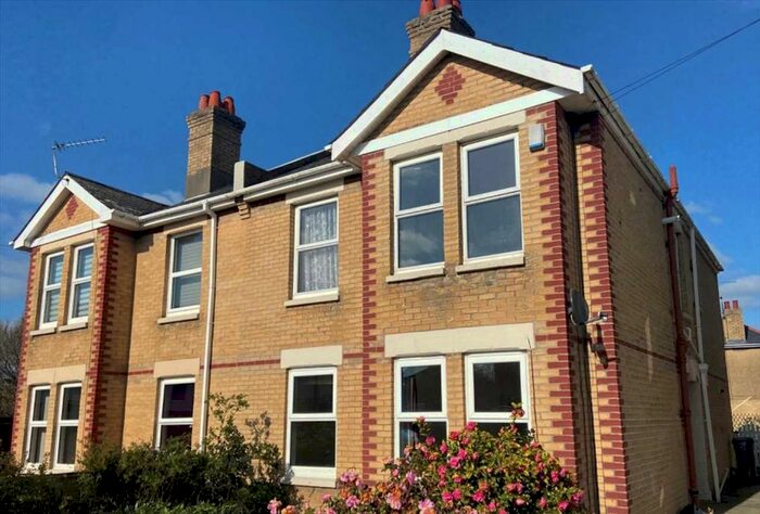 2 Bedroom Flat To Rent In Inverleigh Road, Southbourne, Bournemouth, BH6