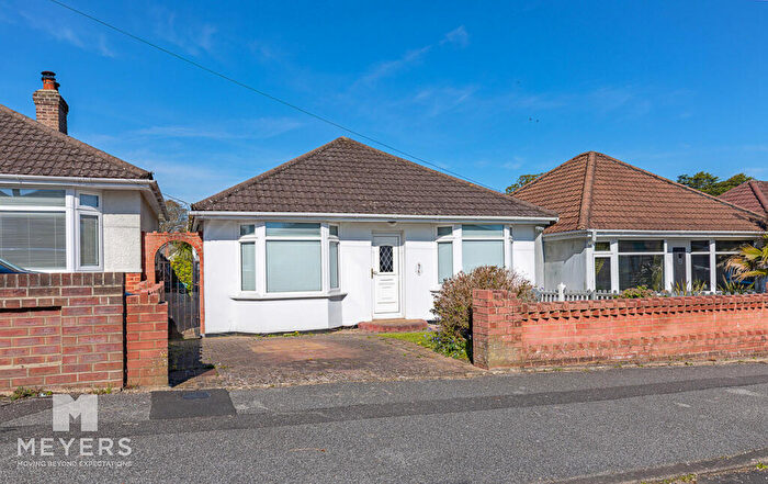 3 Bedroom Bungalow For Sale In Jackson Road, Parkstone, Poole, BH12
