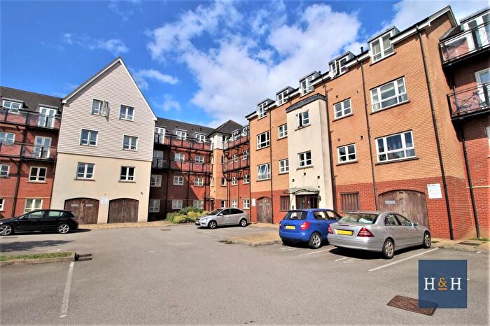 2 Bedroom Apartment To Rent In Cotton Court, River View -, NN4