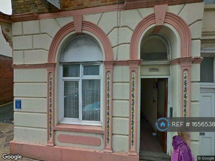 1 Bedroom Flat To Rent In High Street, Ryde, PO33