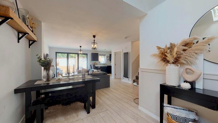 2 Bedroom Property To Rent In Southwood Way, Ramsgate, CT11