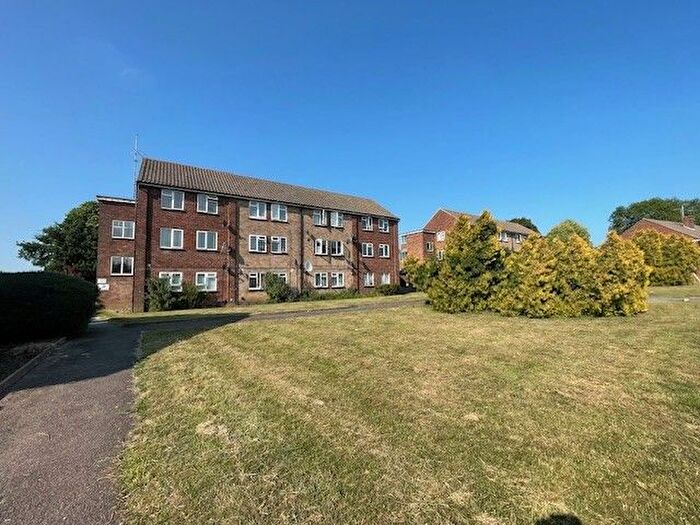2 Bedroom Flat For Sale In Farm Way, Bushey, WD23