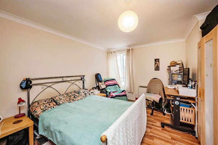 1 Bedroom Flat For Sale In Mannheim Quay, Maritime Quarter, Swansea, SA1