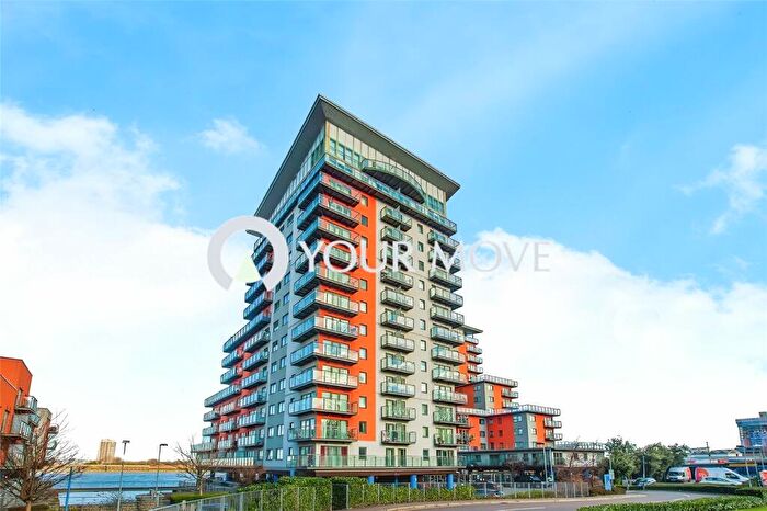 2 Bedroom Flat To Rent In Mast Quay, Church Street, London, SE18