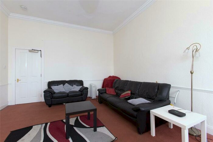3 Bedroom Apartment To Rent In Chapel Street, Newington, Edinburgh, EH8